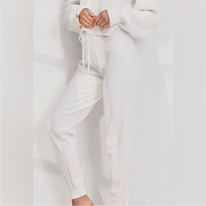 NWT Lunya Jogger Cozy cotton silk